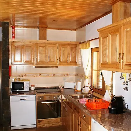 Casa Da Eira Em - Familiar Com Piscina