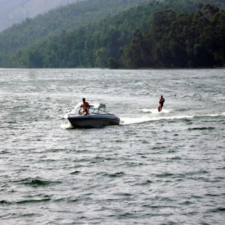 Casa Da Eira Em - Familiar Com Piscina Landhaus
