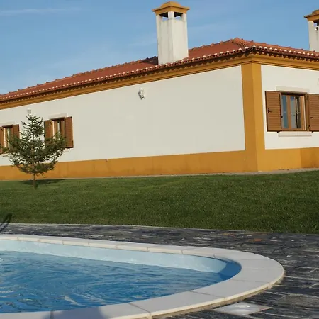 Casa Da Eira Em - Familiar Com Piscina * Dornes