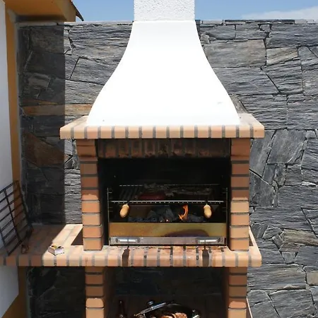 Casa Da Eira Em - Familiar Com Piscina