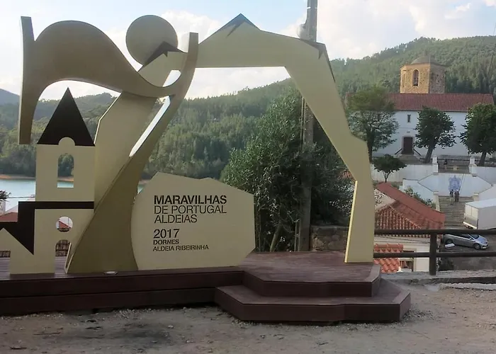 Casa Da Eira Em - Familiar Com Piscina カントリーハウス ドルネス