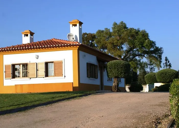 Casa Da Eira Em - Familiar Com Piscina Landhaus