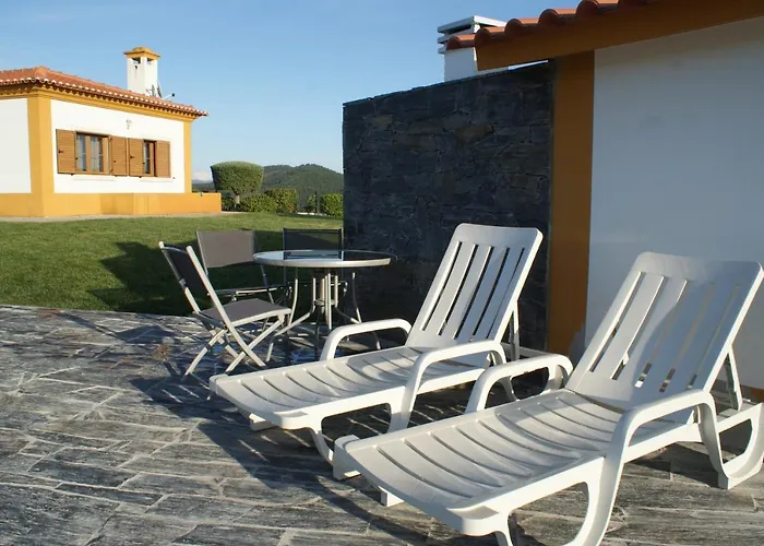 Casa Da Eira Em - Familiar Com Piscina 乡村民宿 *