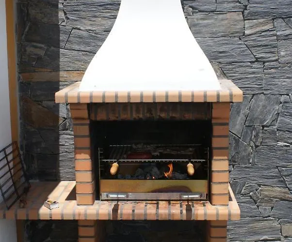 Casa Da Eira Em - Familiar Com Piscina